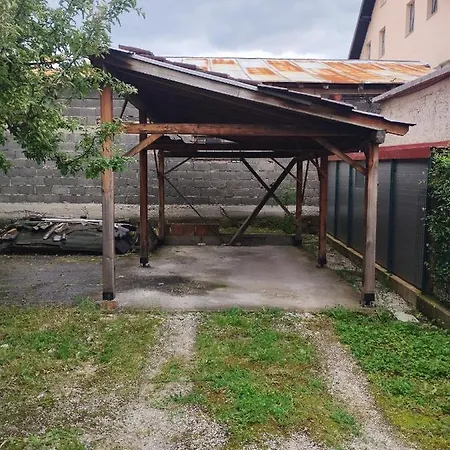 Kuca Sarajevo